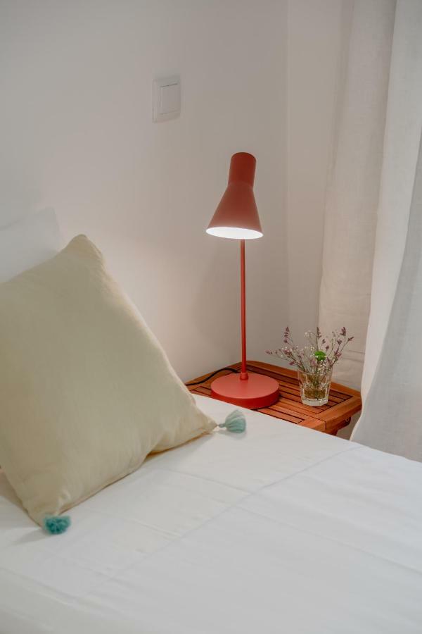Bright & Spacious With Orange Tree Patio, By Timecooler Apartment