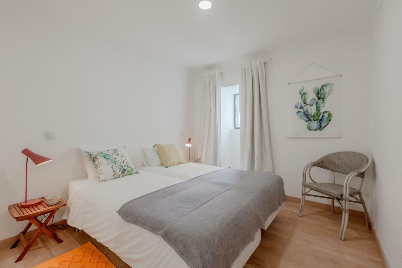 Bright & Spacious With Orange Tree Patio, By Timecooler * Lisbon