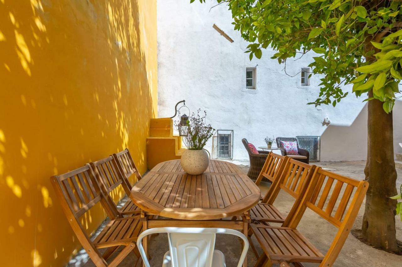 Apartment Bright & Spacious With Orange Tree Patio, By Timecooler *